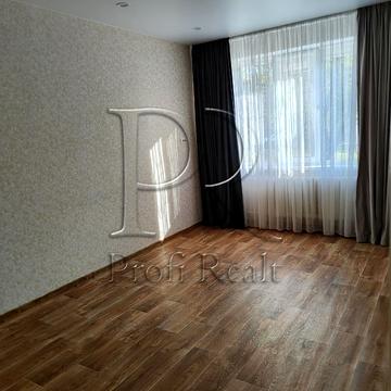 Кузьми Скрябіна вул. (Ватутіна), 16