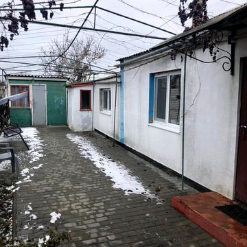 Молодежна, 13