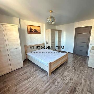 Соломії Крушельницької вул., 15-В