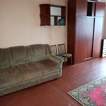 Гвардійців-Широнінців вул., 38б