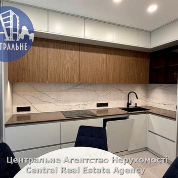 Кварцівська, 6