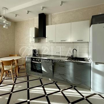 Саперне Поле вул., 12