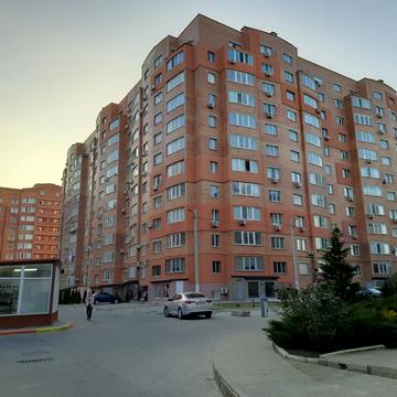 Парусна вул. (Героїв Сталінграду), 1г