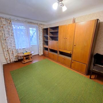 Героїв полку Азов бульв. (Гвардійський), 145