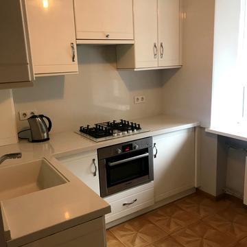 Липська вул., 15-Б