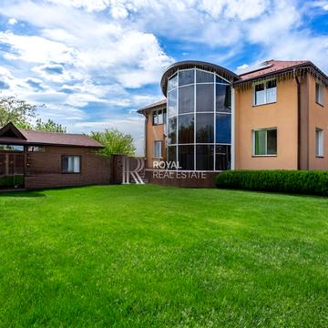 Столична вул.