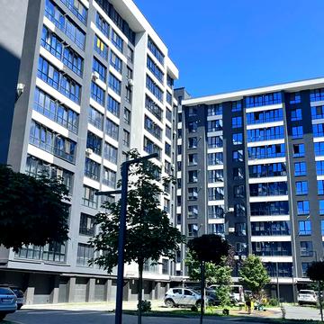 Хіміків вул., 15