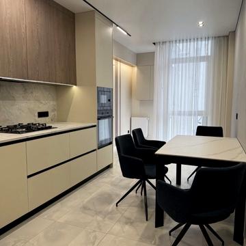 Бельведерська вул., 23