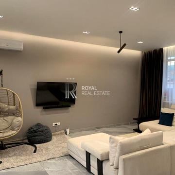 Товарна вул., 24Б