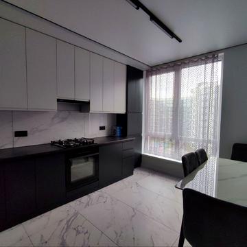 Юліана Пелеша вул., 3