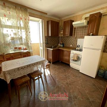 Ярослава Баїса вул. (Володимира Висоцького), 23