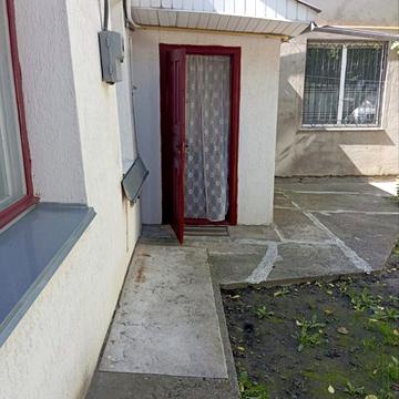 Володимира Пилипчука вул., 14