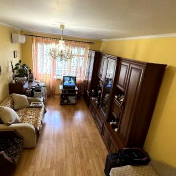 Володимира Великого вул. (Артема), 39