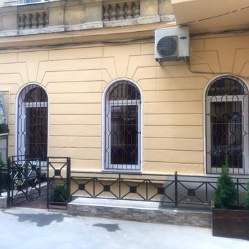 Європейська пл. (Катерининська), 6