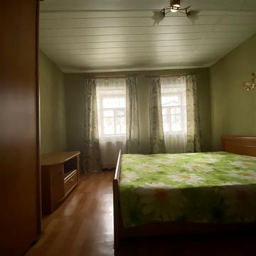 Радісна вул., 62