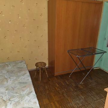 Дубровицька вул., 3