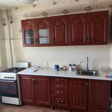 Буковинська вул., 10