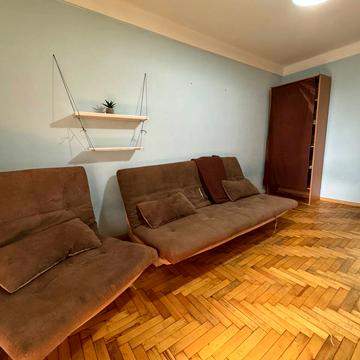 Олімпійська вул., 6