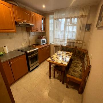 Героїв Поліції вул., 5