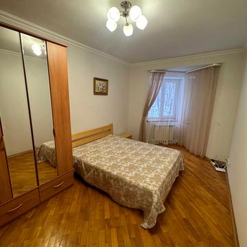 Володимира Самійленка вул. (), 38