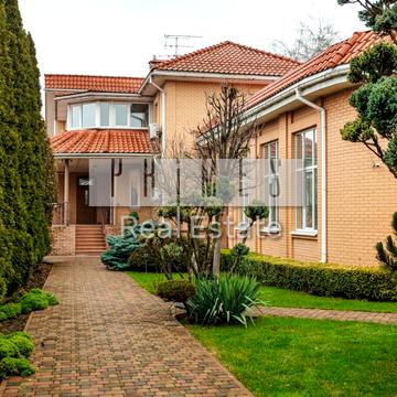 Микільська вул. (Димитрова), 64