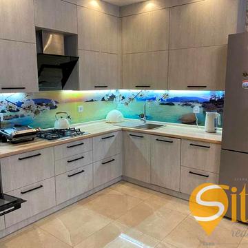 Угорська вул., 14в