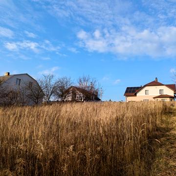 Сонячна вул.