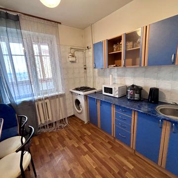 Вячеслава Чорновола вул. (Гутовського), 21