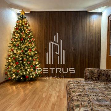 Любомира Гузара просп. (Космонавта Комарова), 12