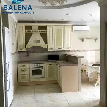 Ованеса Туманяна вул., 3