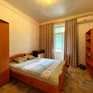 Троїцька вул. (Червона), 20