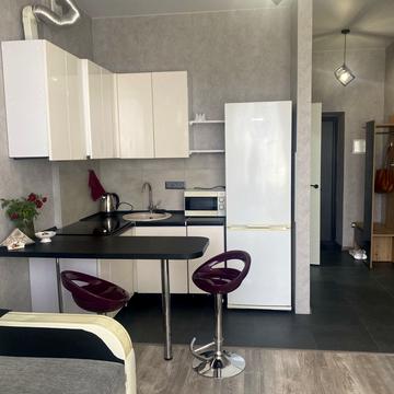 Щаслива вул., (Будинок 20/10)