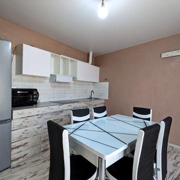 Свято-Покровська вул. (Леніна), 147