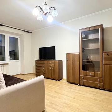 Богдана Гаврилишина вул. (Ванди Василевської), 13/1