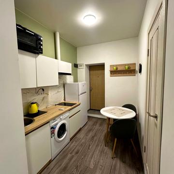 Марка Кропивницького пл., 5