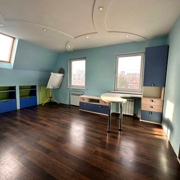 Ужгородська вул.