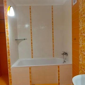 Жасминова вул., 11