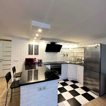 Єлизавети Чавдар вул., 13