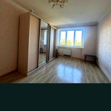 Олени Теліги вул., 51