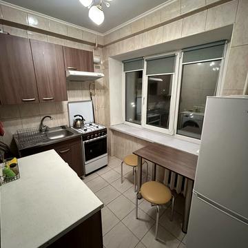 Лесі Українки бульв., 5