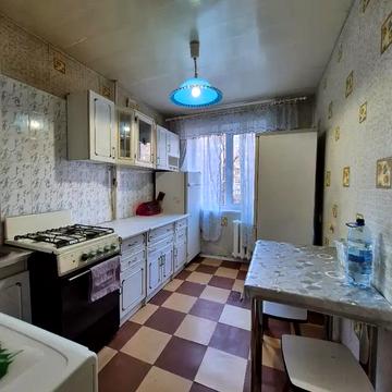 Набережна Перемоги вул., 60