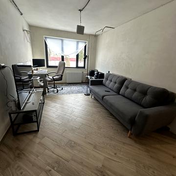 Володимира Великого вул. (Артема), 83