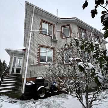 Покровська вул.