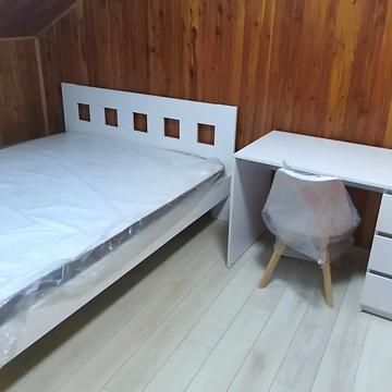 Бельведерська вул., 6