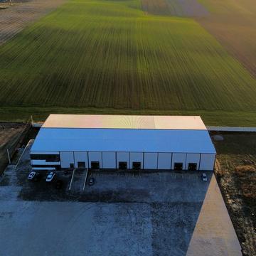 Центральна, 10