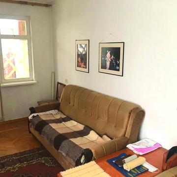 Ушинського вул., 14