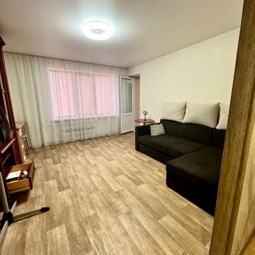 Терещенківська вул. (Червоного Козацтва), 14