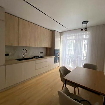 Княгинин вул., (Будинок 21)