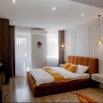 Святого Теодора пл., 6