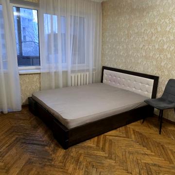 Миколи Мурашка вул., 5